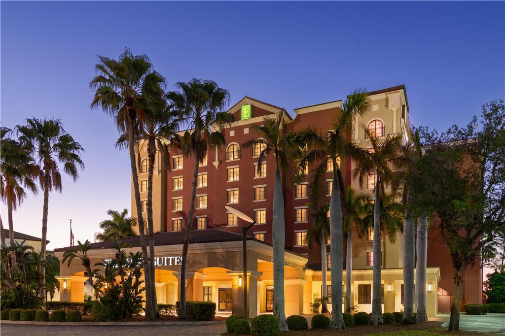 Embassy Suites Fort Myers - Estero Exterior foto